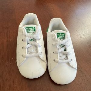 Baby size 3 adidas stan smiths - new condition without box